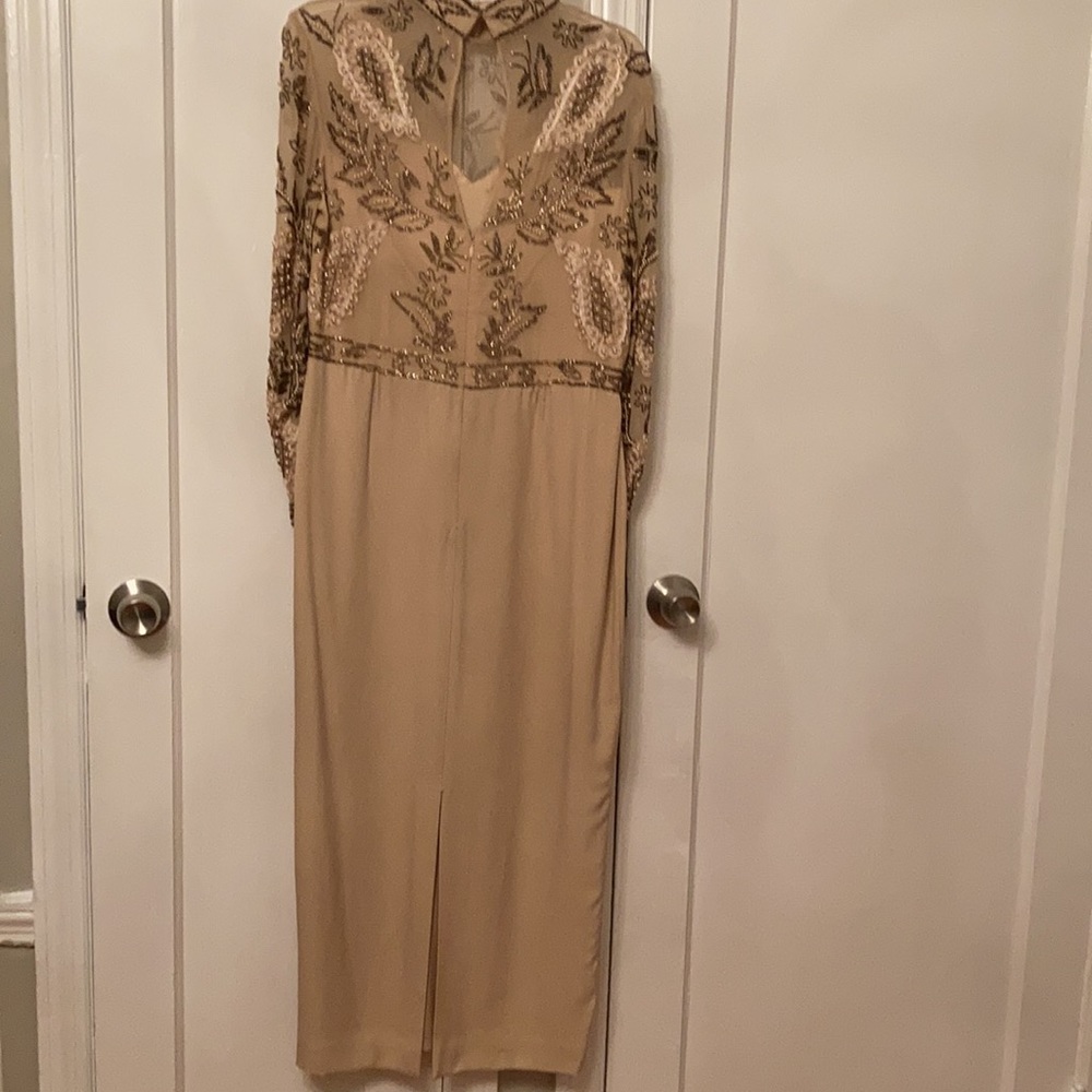 Dress - Picture 2 of 6